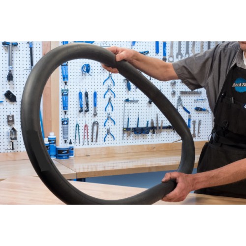 Вътрешна гума за велосипед  26 x 1.75, 2.125, 2.30 (дълъг клапан)